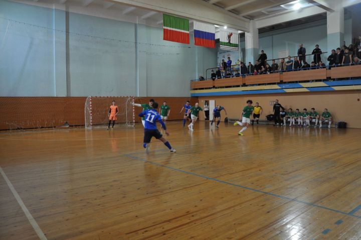 Алабугада мини-футбол буенча шәһәр чемпионаты үтте