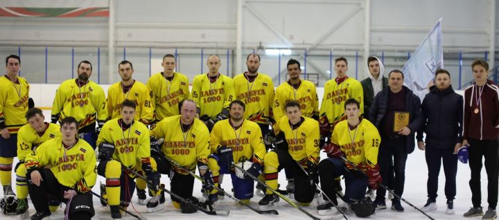 Алабугалылар Бөтенроссия Төнге хоккей лигасының бер өлеше булды