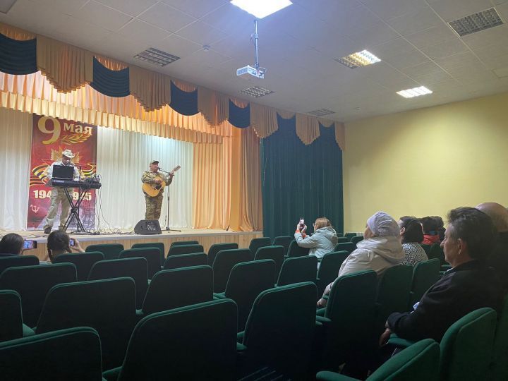 Алабуга районы Олы Шүрнәк авылында «Виват Шурави» төркеменең хәйрия концерты булды