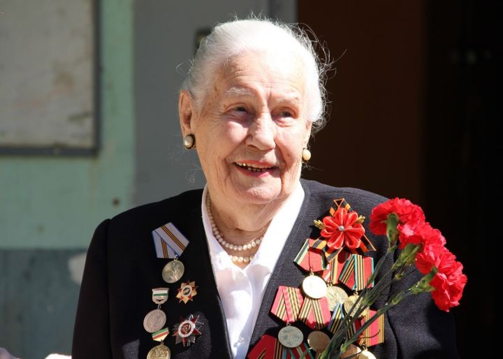 Алабугада яшәүче ветеран Лидия Горбунова сугыш турында истәлекләре белән уртаклашты