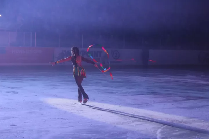 Теләкләр чынга ашканда: Алабугада беренче боз тамашасы булды